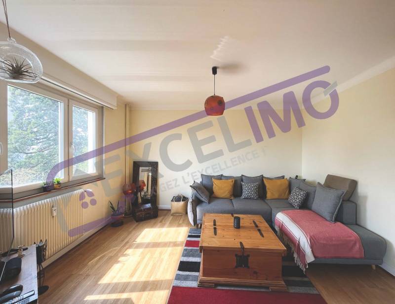 Appartement 3/4 pièces de 86m² avec un lumineux séjour/salle à manger à vendre à Colmar (68000)