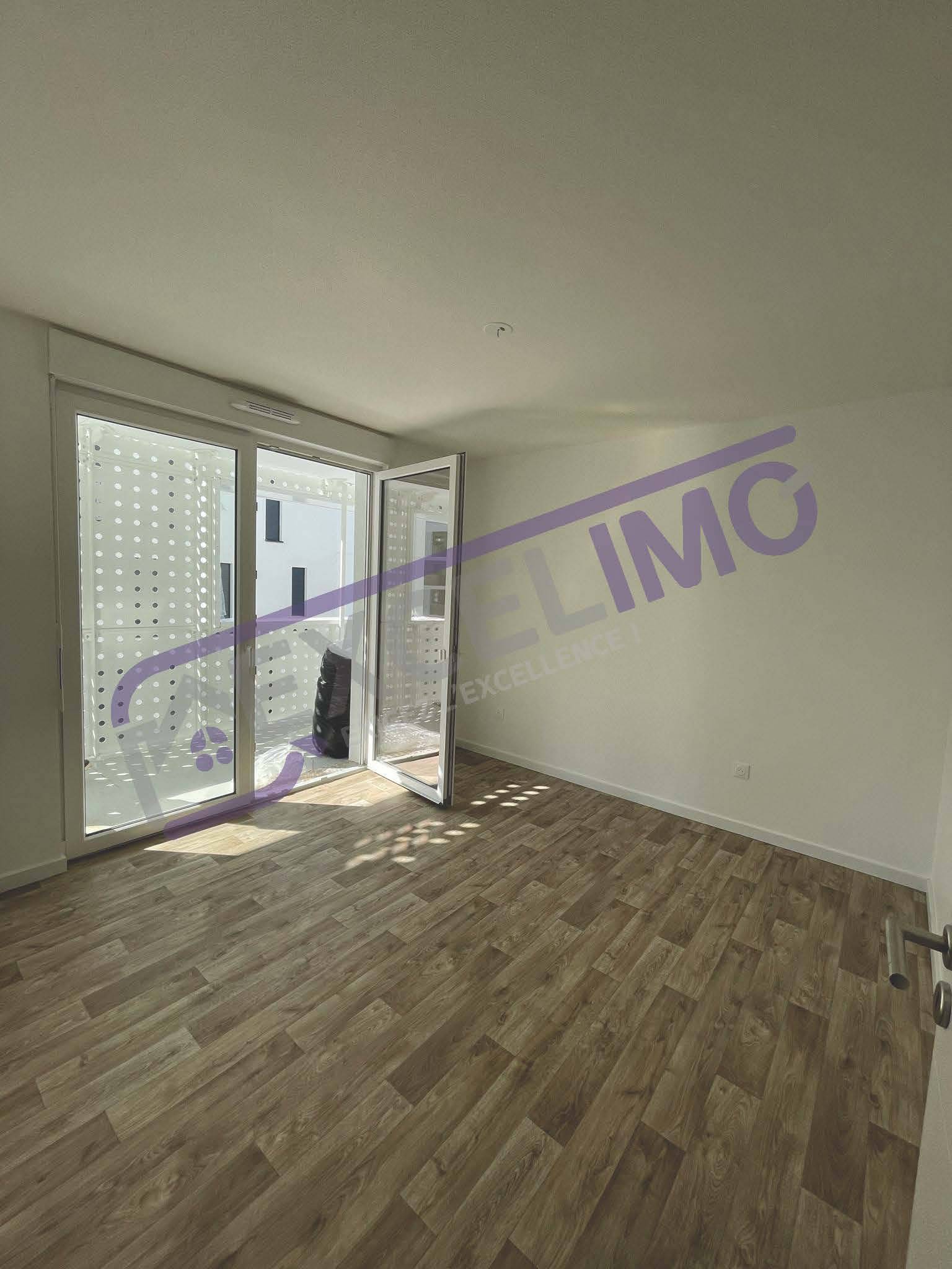 Appartement 3 pièces 50 m² à louer à Illkirch-Graffenstaden avec une grande chambre avec balcon