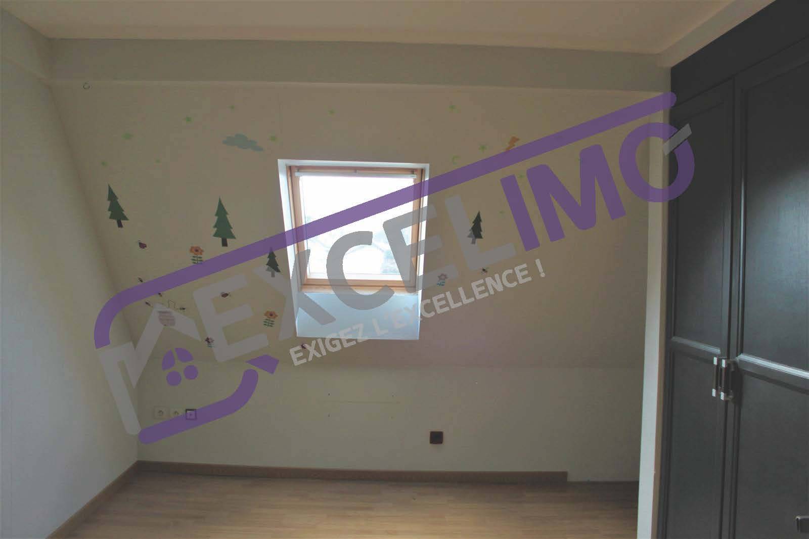 Maison 4/5 pièces de 108m² à vendre à Haguenau (67500) avec de belles chambres