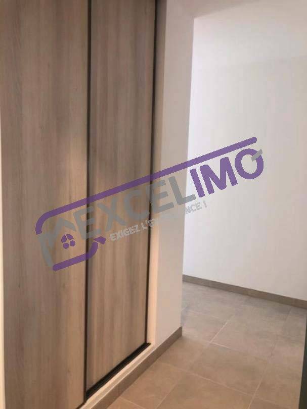 Appartement 3 pièces de 64.90m² à louer avec un placard à l'entrée à Ostwald (67540)