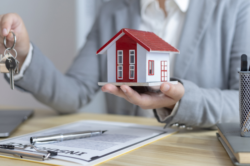 Trouver une agence immobilière pour faire estimer une maison de 110m² avec 3 chambres avant mise en vente à Schiltigheim