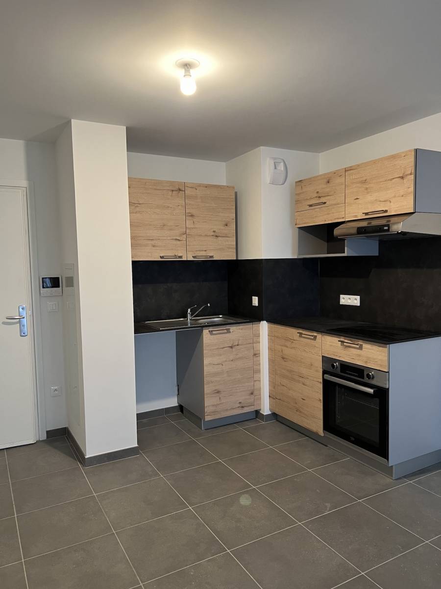 Appartement 2 pièces avec cuisine équipée à louer à Schiltigheim