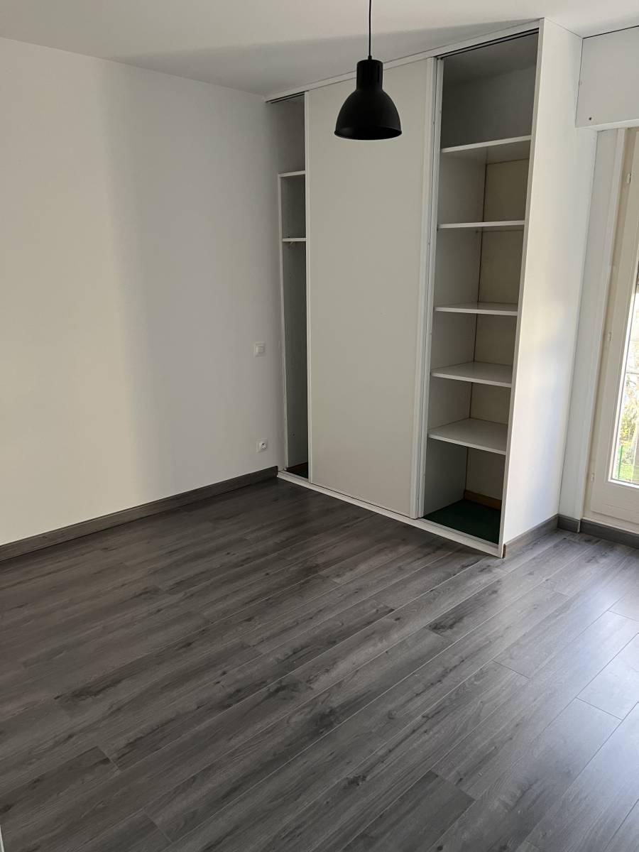 Agréable appartement 3 pièces, de 74.50m².À louer à Strasbourg Neudorf-Musau