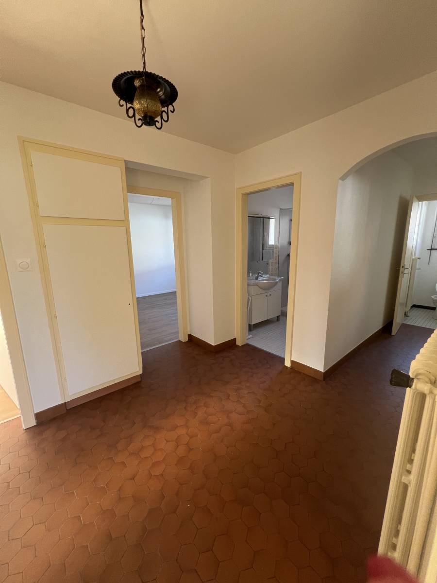 À LOUER – Bel appartement 4 pièces 95m² avec jardin et garage à Fegersheim 67640