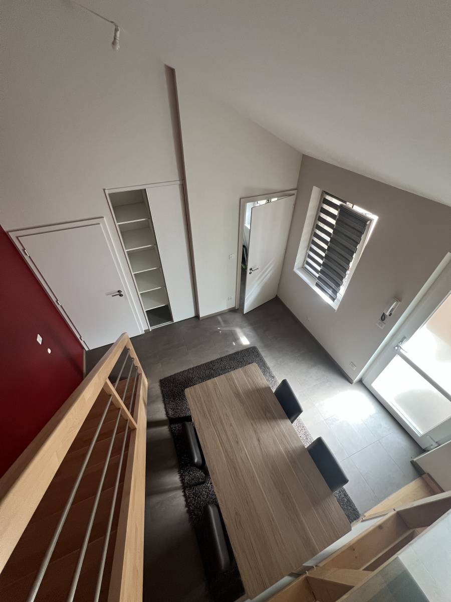 À louer – 2 pièces mezzanine avec terrasse – Emplacement premium – Quartier Krutenau, Strasbourg